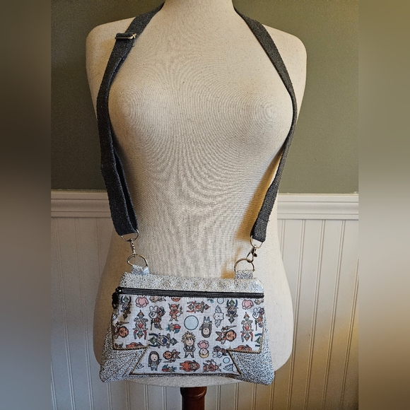 One Among the Crafts Handmade "The Labyrinth" Bag - Picture 2 of 5